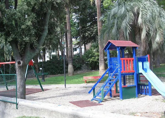 Hotel Acqua Marina 2*