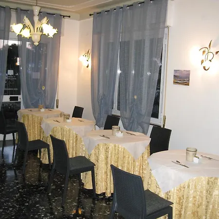 Acqua Marina 2* Albissola Marina