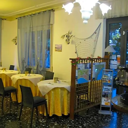 Acqua Marina אלביסולה מרינה