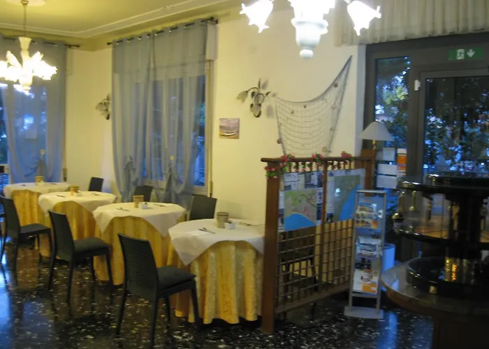 Acqua Marina Hotel Albissola Marina